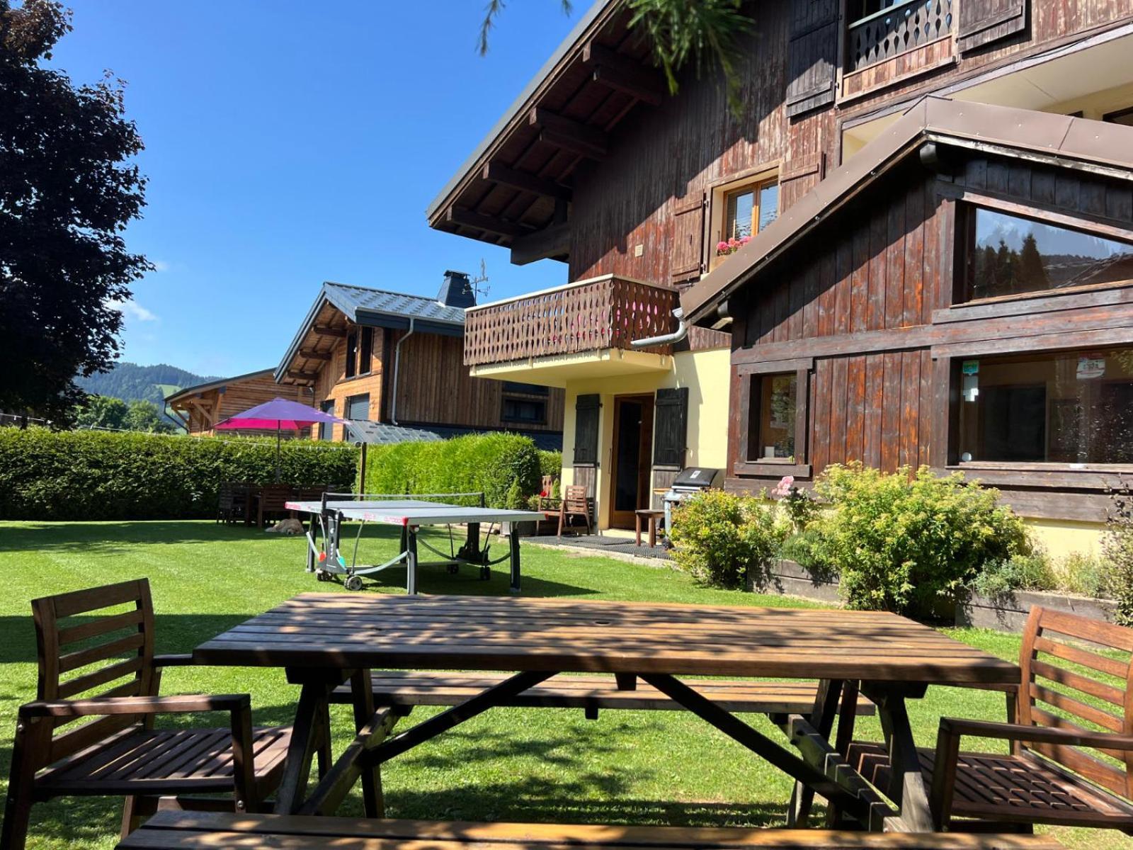 Chalet Aventure B&B Ле-Гет Экстерьер фото